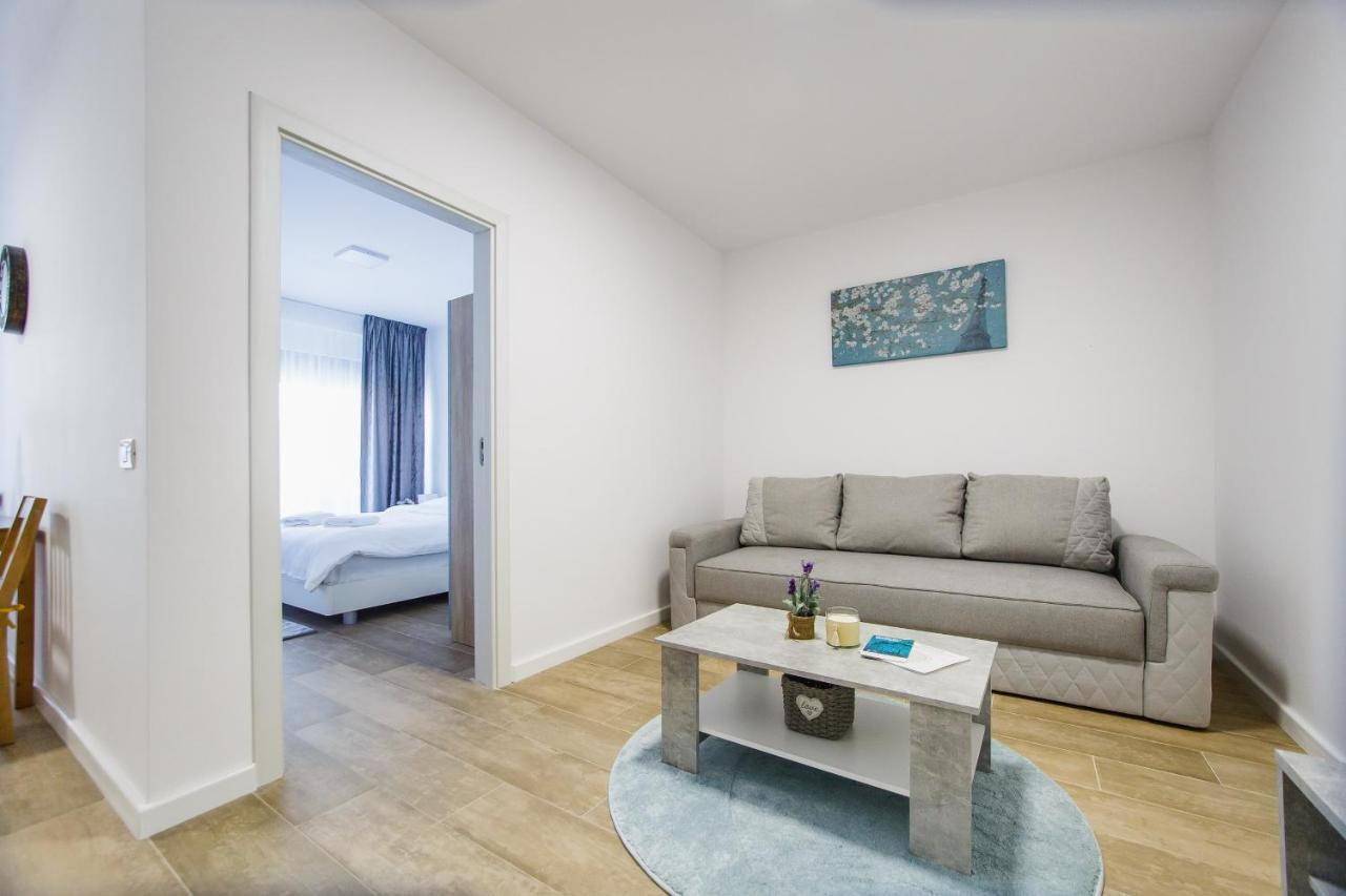 Lovely Home At West Residence 拉迪亚 外观 照片