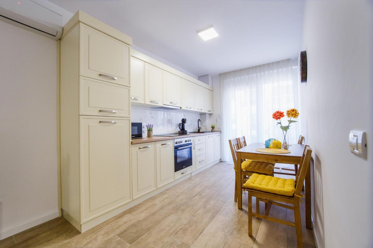Lovely Home At West Residence 拉迪亚 外观 照片